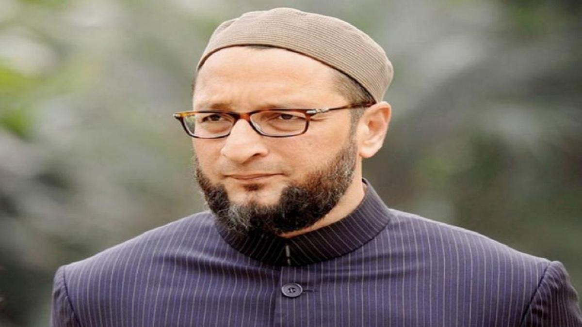 Stones pelted when Owaisi was in Vande Bharat train