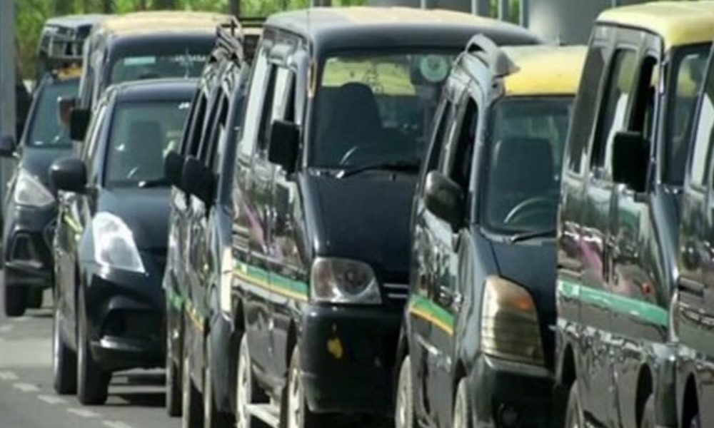 All cabs entering Delhi airport to be sanitised