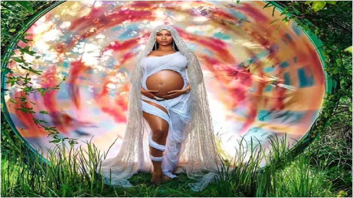 Nicki Minaj announces her pregnancy on Insta