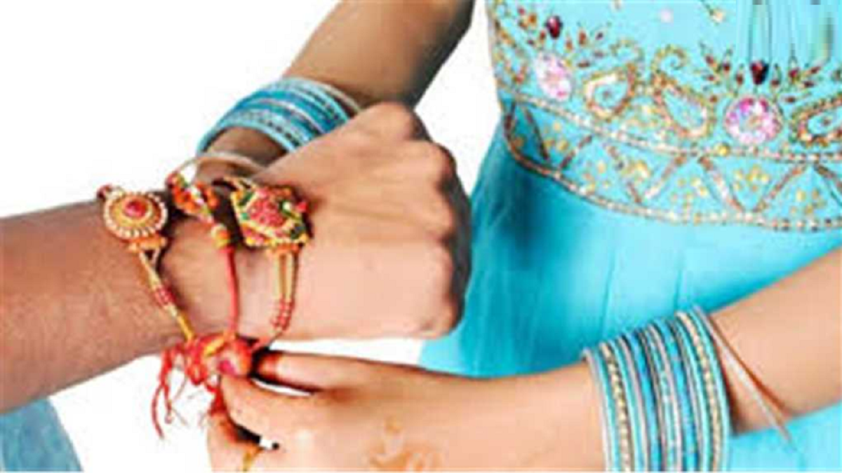 VHP makes desi rakhis to counter Chinese stuff