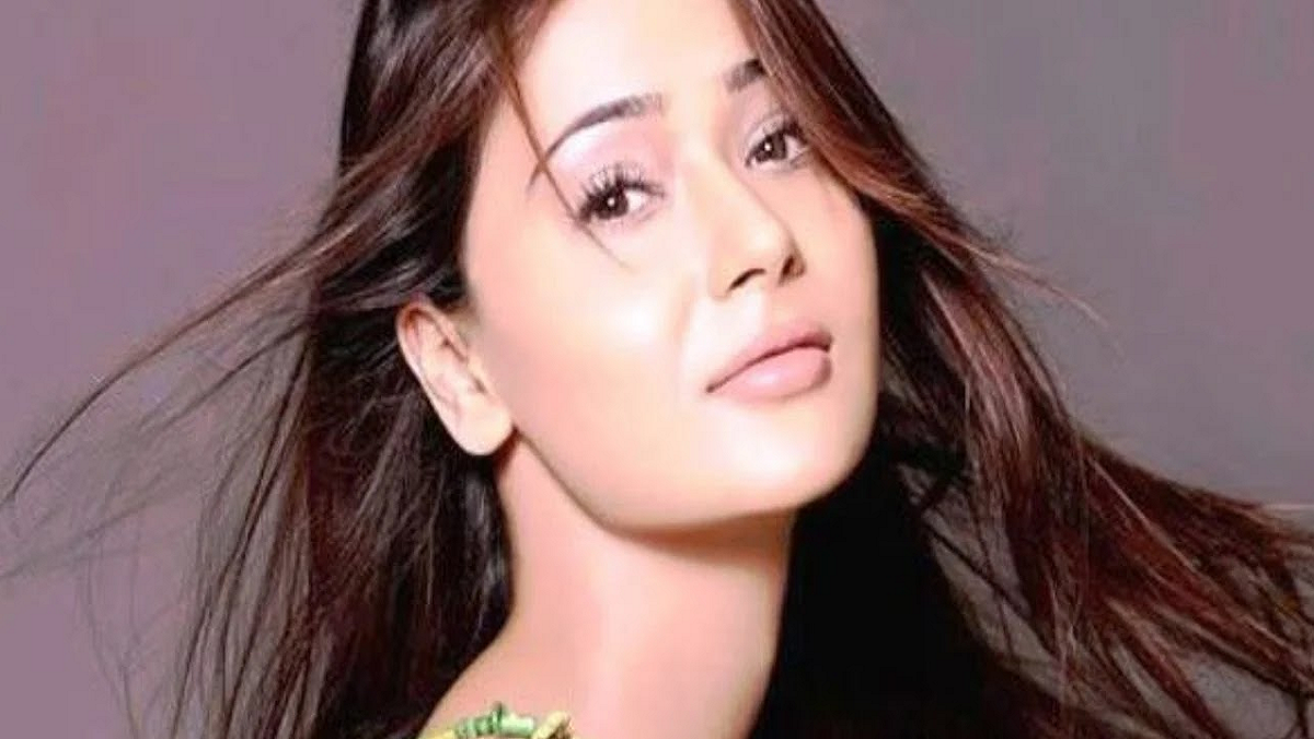 Want to keep both actor & singer happy in me, says Sara Khan