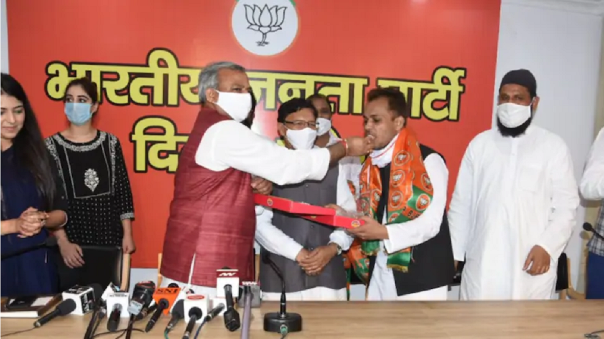 Shaheen Bagh activist joins BJP, organisers say he was never part of protest