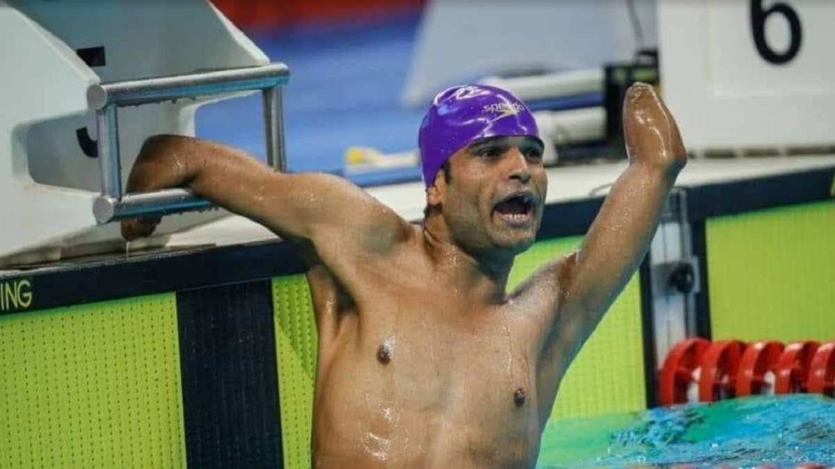 Govt must support differently-abled swimmers: Narayan