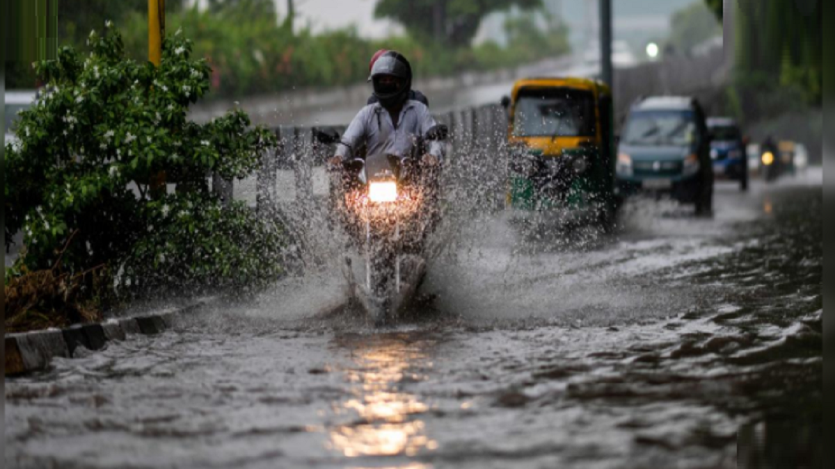 Continuous rains lead to waterlogging in Delhi-NCR