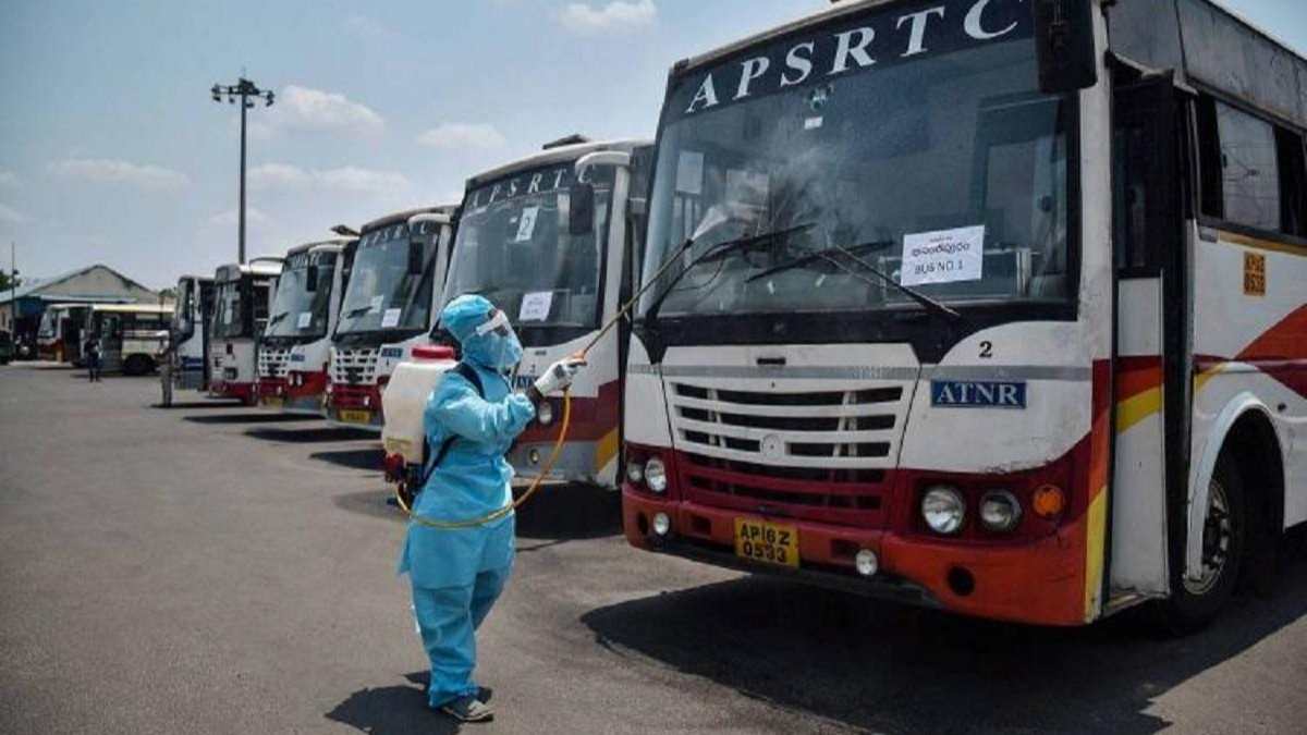 Andhra-Telangana deadlock over resuming bus services continues