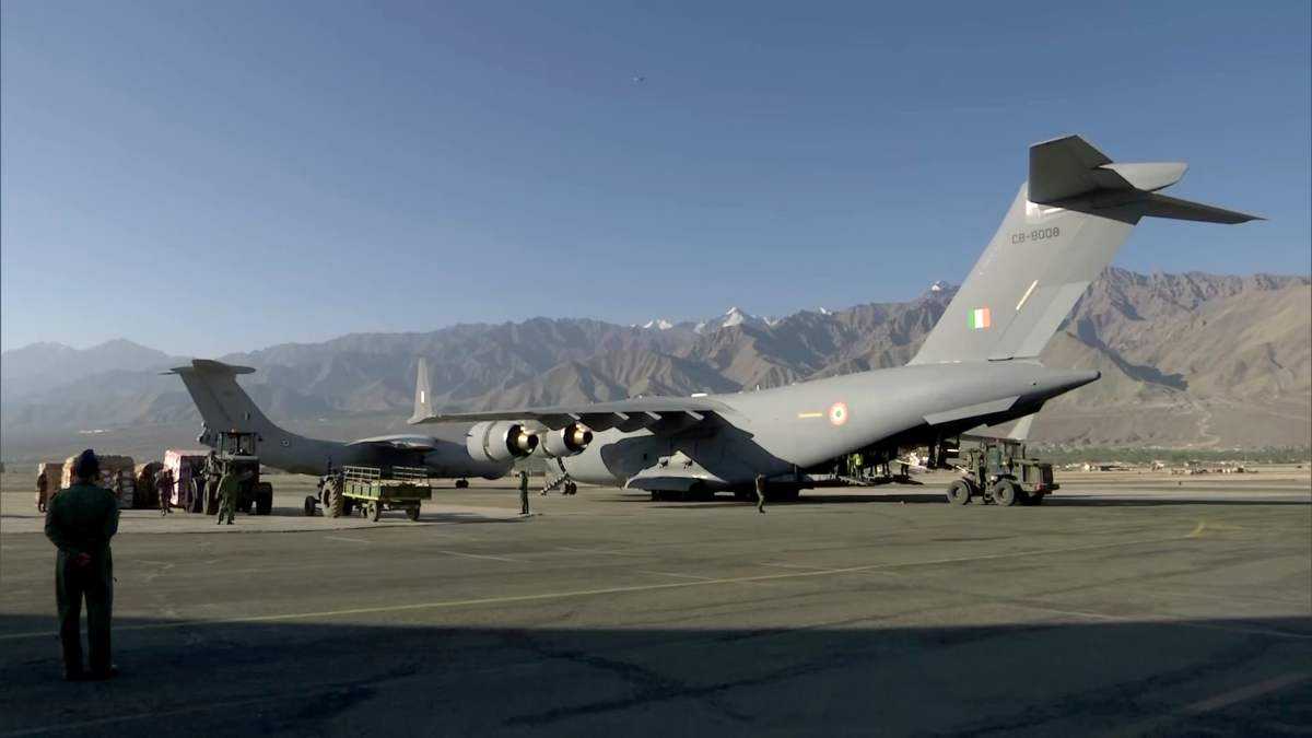 Ladakhis sending food materials for soldiers at LAC