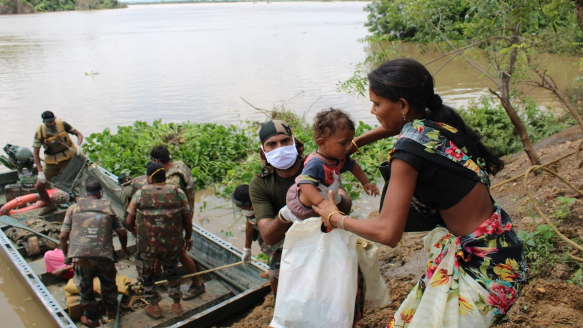 Army conducting flood relief operations in Maharashtra, Madhya Pradesh