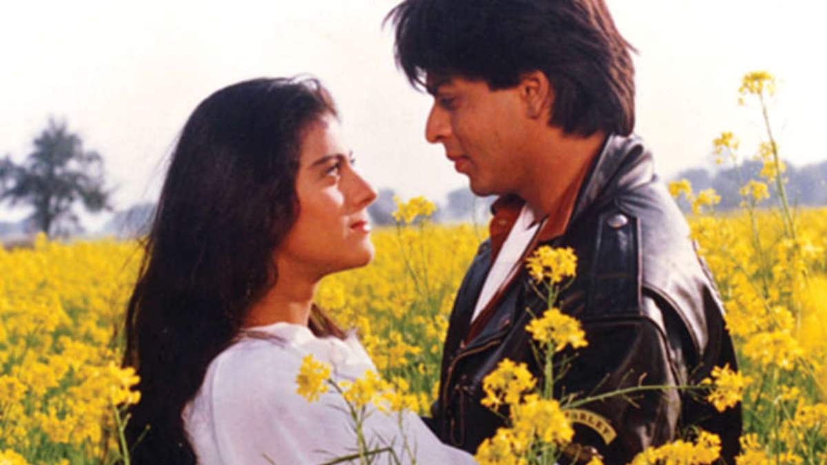 SHAH RUKH, KAJOL RECALL THE EVERGREEN MAGIC OF ‘DDLJ’