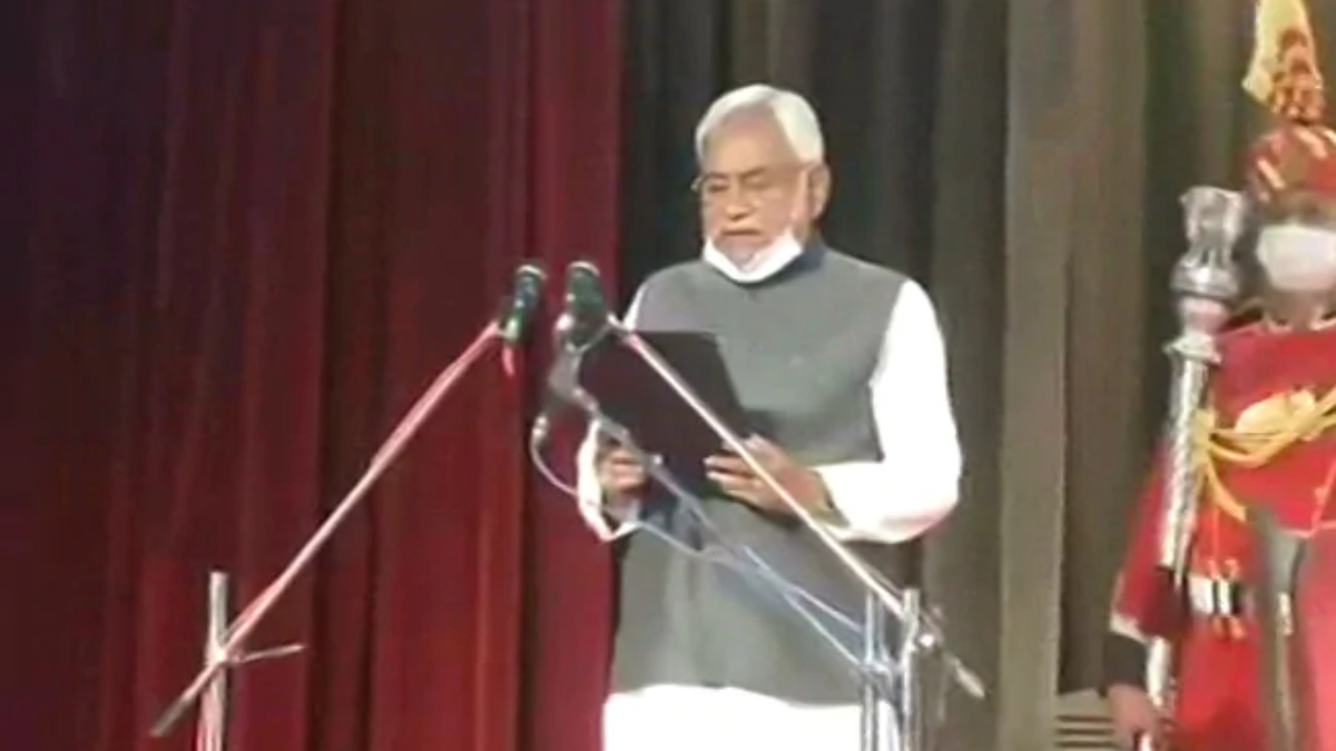 WE’LL WORK TOGETHER AND SERVE PEOPLE: NITISH AFTER TAKING OATH AS BIHAR CM