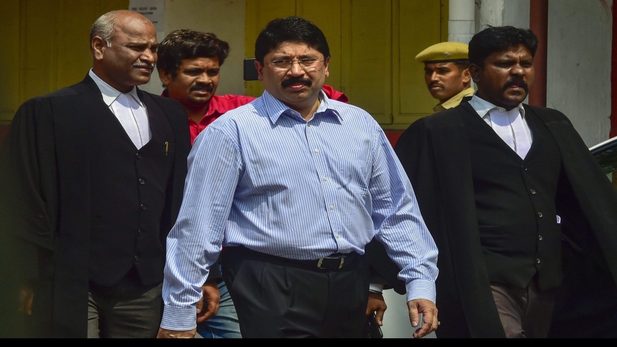 PMK WORKERS ATTACK DAYANIDHI MARAN’S CONVOY, SEEK APOLOGY FOR HIS ‘DEFAMATORY’ MONEY REMARK