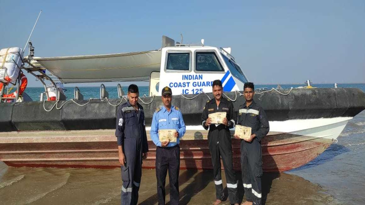 INDIAN COAST GUARD RECOVERS NARCOTICS OFF GUJARAT COAST