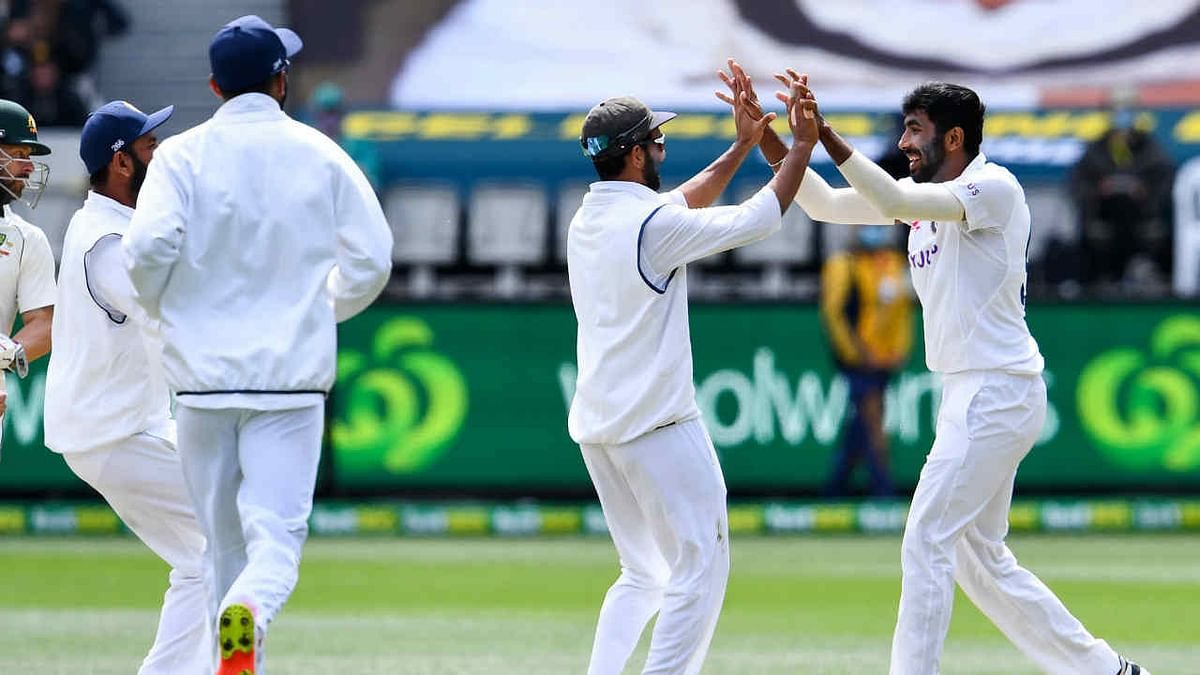 India in sight of victory over Australia in second Test