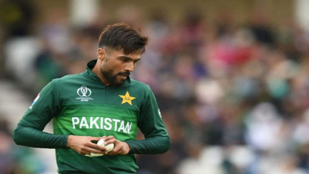 Pak pacer Amir retires from international cricket