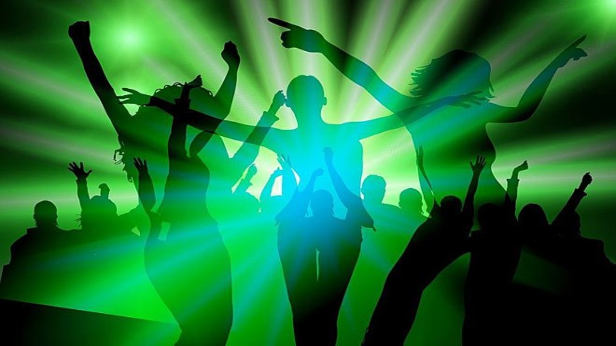 COPS BUST RAVE PARTY ON HYDERABAD OUTSKIRTS, 11 HELD