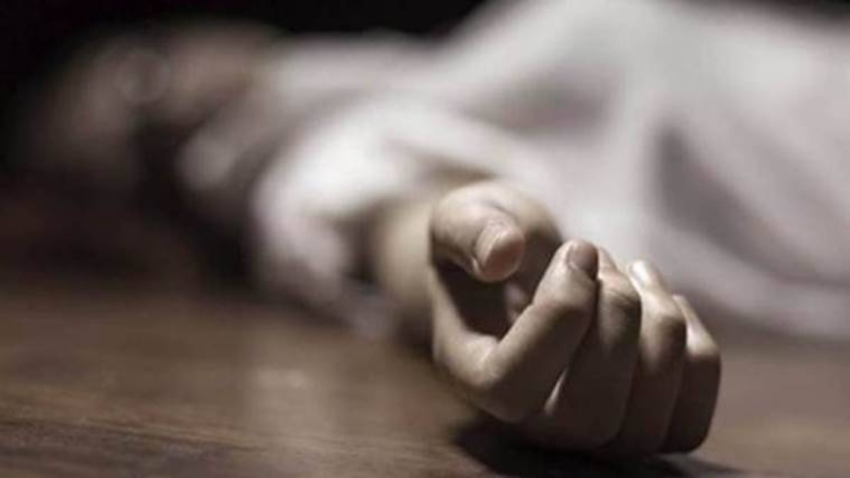 MUTILATED BODY OF MAN FOUND TIED TO POLICE BARRICADE NEAR SINGHU BORDER