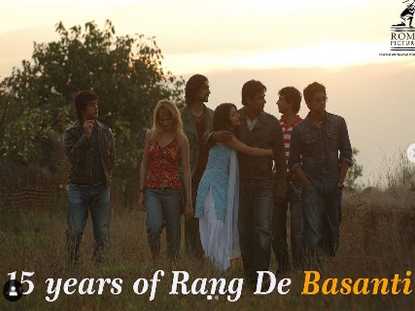 Rakeysh Omprakash Mehra celebrates 15 years of ‘Rang De Basanti’ on Republic Day