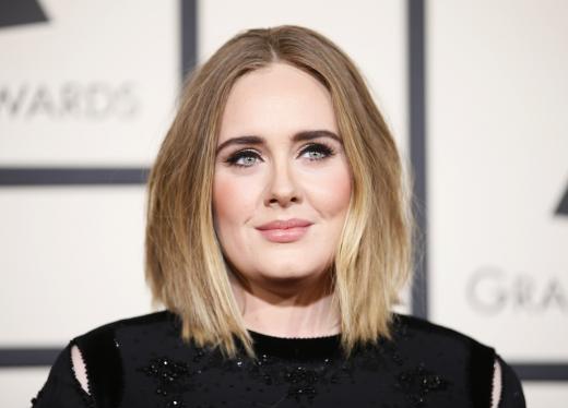 Adele,  Simon Konecki reach divorce settlement nearly two years after split