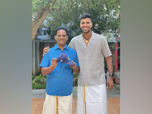 ‘Priceless possession’: Sundar shares pic with dad and debut Test cap