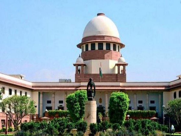 SUPREME COURT: HC PROCEEDINGS STAYED IN PILS SEEKING PROBE INTO ARREST OF 19 TRINAMOOL CONGRESS LEADERS