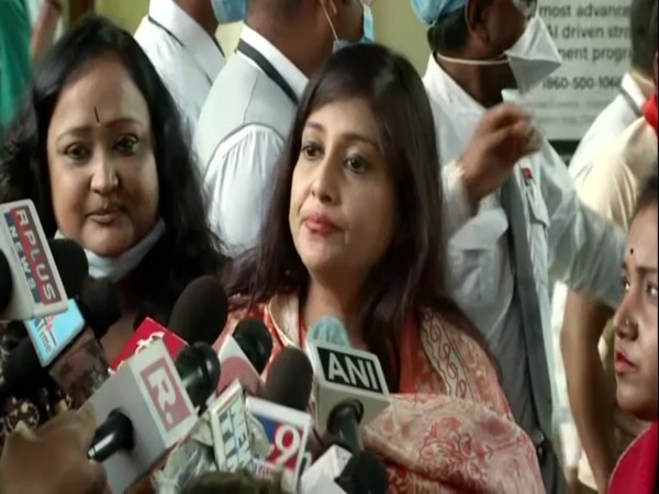 Ganguly is looking quite relaxed, he is not at all uncomfortable: Vaishali Dalmiya