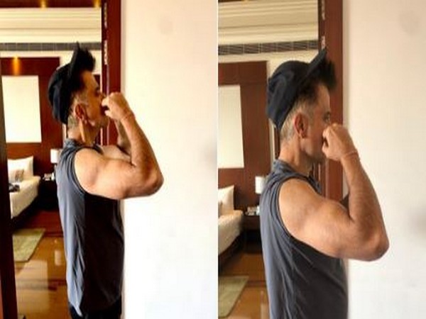 Anil Kapoor flaunts biceps while gearing up for shooting last schedule of ‘Jug Jugg Jeeyo’ in Udaipur