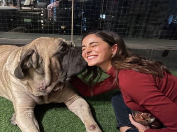 Alia Bhatt captures Ananya Pandey with Ranbir Kapoor’s dog