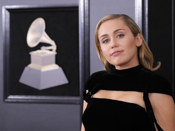 Miley Cyrus to perform for healthcare workers at Super Bowl pre-game concert