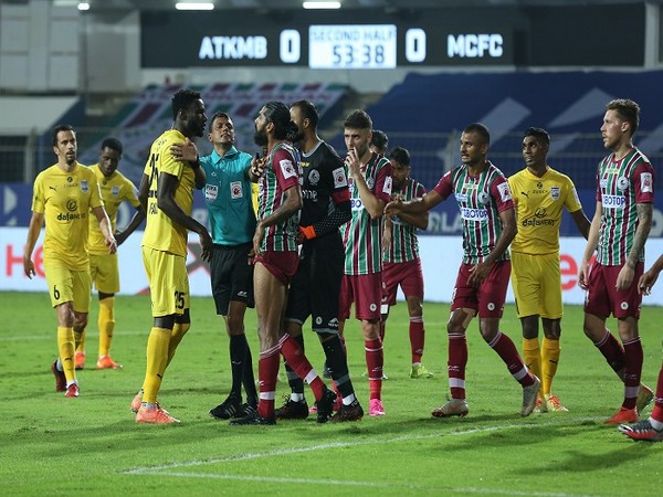 ISL 7: ATK Mohun Bagan and Mumbai City load barrels in two-horse race for League Winners Shield