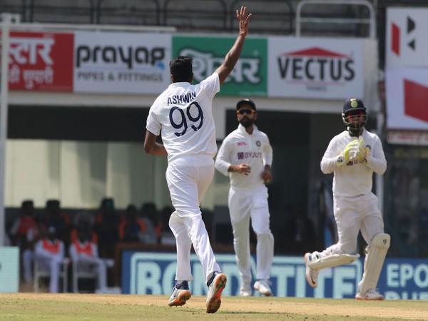 Ind vs Eng, 1st Test: Ashwin, Bumrah strike after steady start from visitors