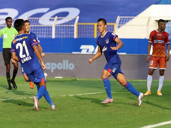 ISL 7: FC Goa ‘tactically’ outplayed Bengaluru FC, says Naushad Moosa