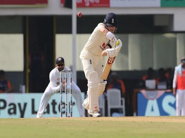 Ind vs Eng, 1st Test: Visitors wear black armbands as mark of respect for Tom Moore