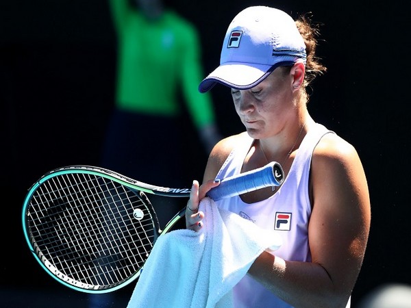 Australian Open: Karolina Muchova knocks out Ashleigh Barty to book semi-finals berth