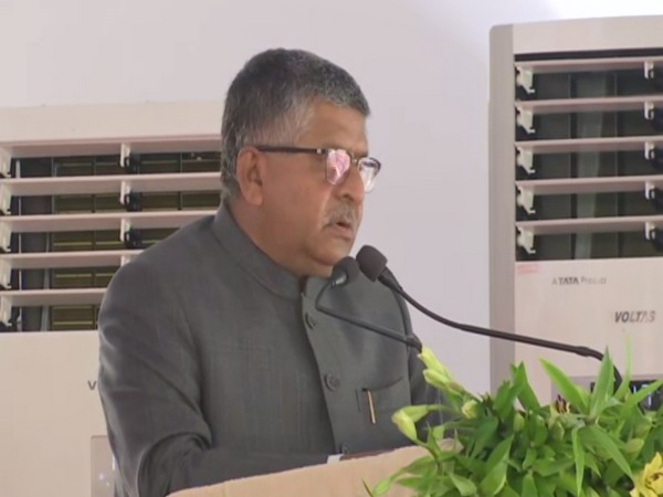 Ravi Shankar Prasad heard saying ,”Dynastic politics is inherently undemocratic”