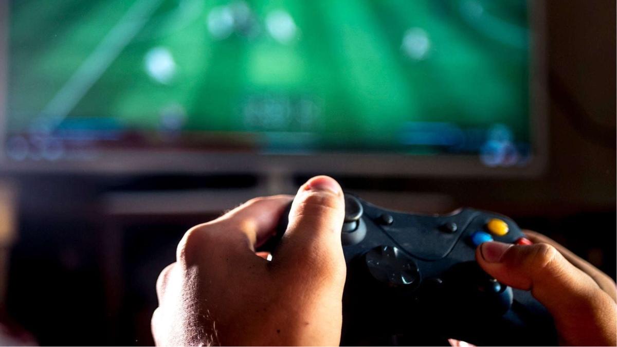 BOYS WHO PLAY VIDEO GAMES HAVE LOWER DEPRESSION RISK, SAYS A NEW STUDY