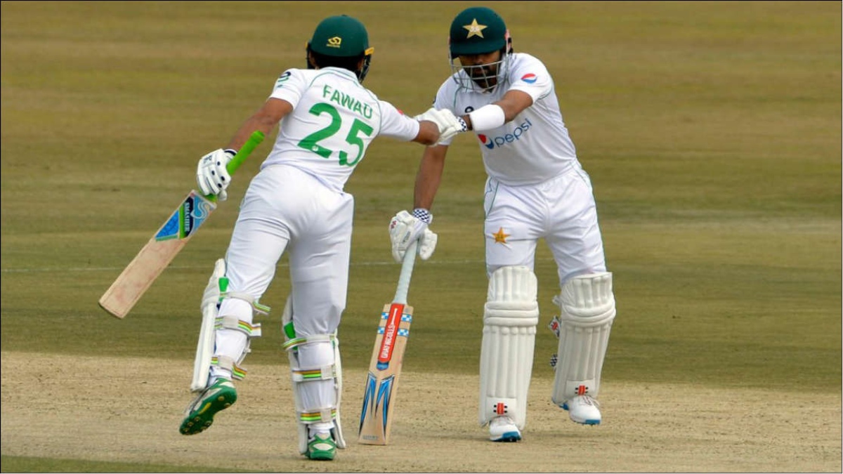 FAWAD, BABAR STEADY HOSTS AFTER MAHARAJ STRIKES