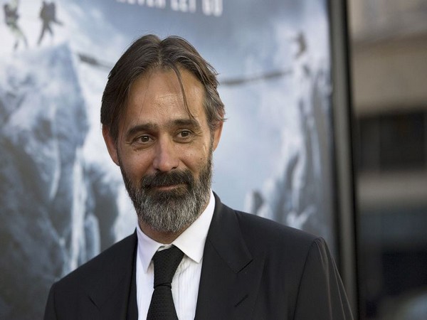 ‘Everest’ director Baltasar Kormakur set to adapt pandemic-set love story ‘Touching’