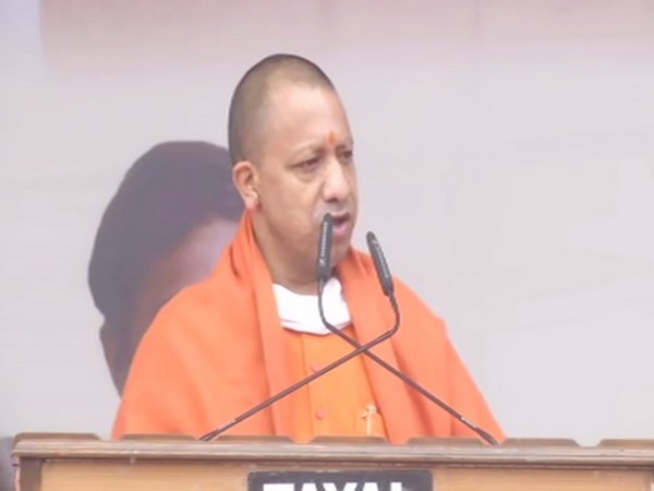 CM Yogi praises Barabanki model for Investors Summit