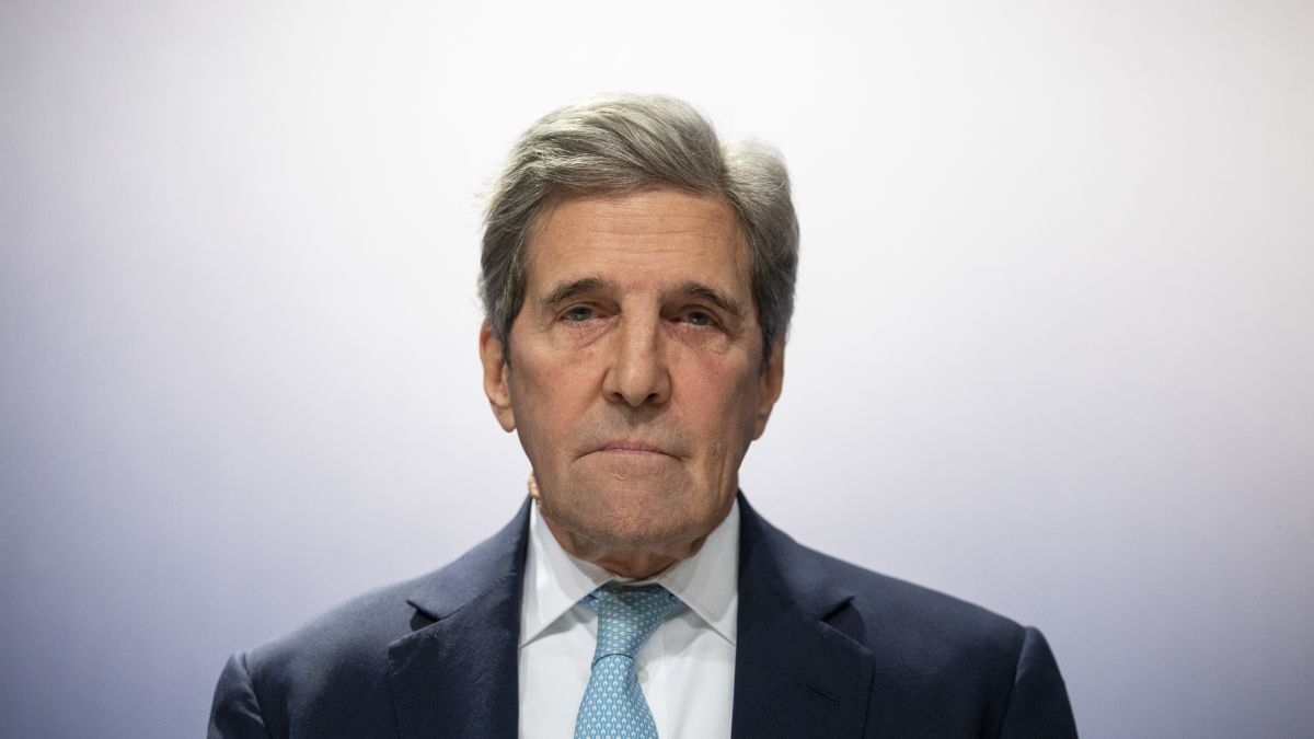 Republicans want Kerry to resign over Iran tapes