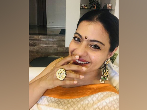 Kajol treats fans to stunning selfie, reveals this trait about her!