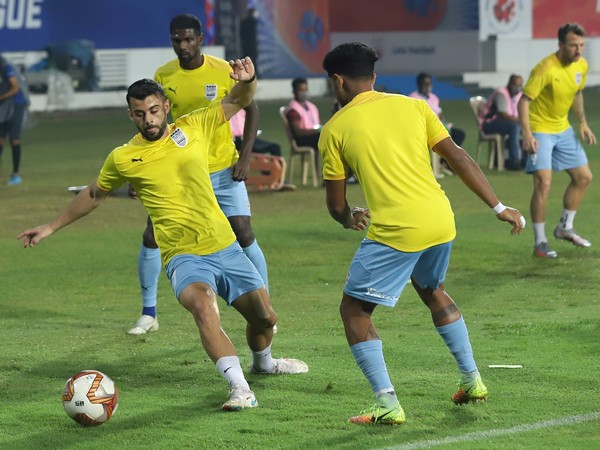 ISL 7: Familiar Goa pose challenge to Mumbai in round two between Lobera and Ferrando