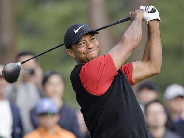 Golf legend Tiger Woods admitted to hospital after car accident