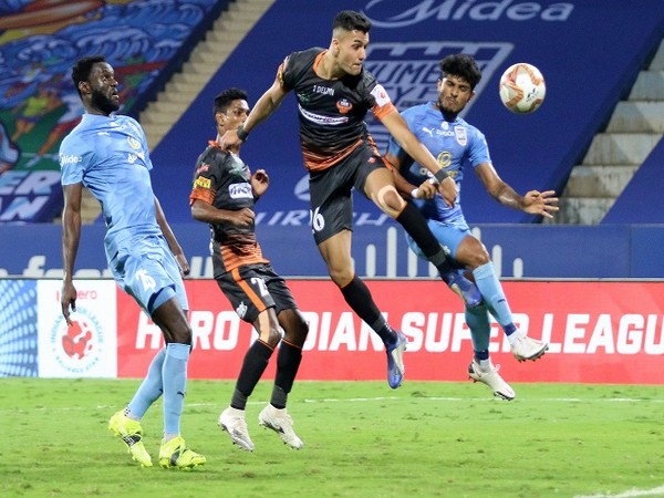 ISL 7: FC Goa pull it back late again for thrilling draw against Mumbai