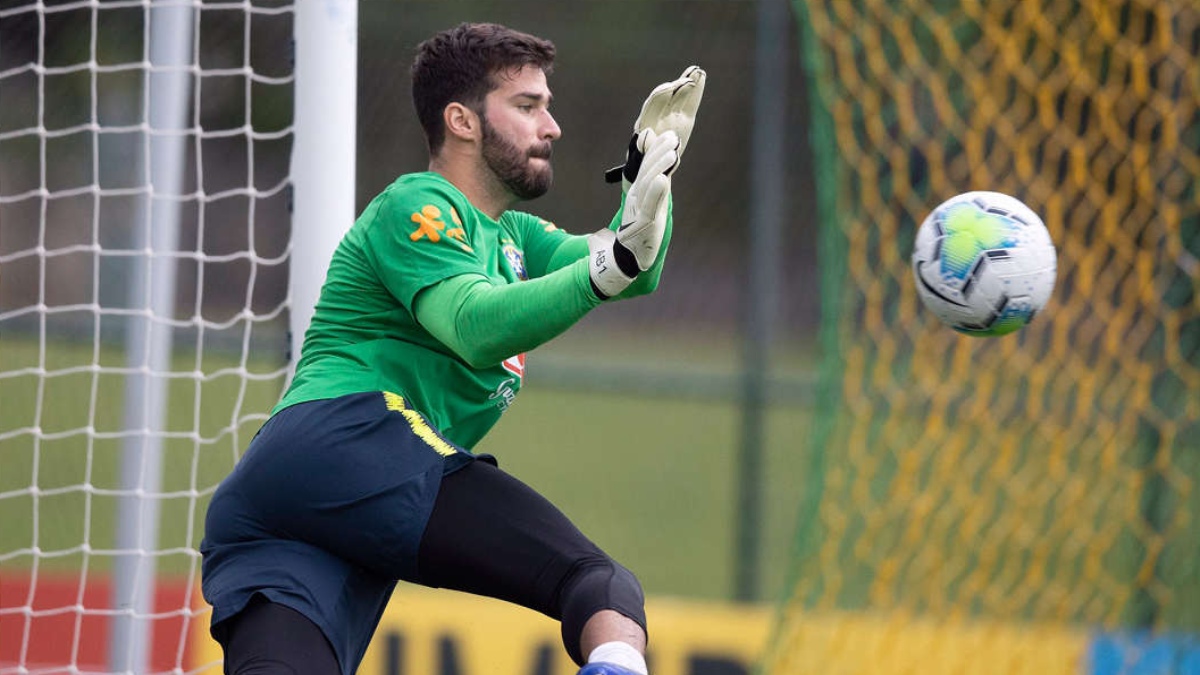 Nothing better than training with Alisson Becker: Davies