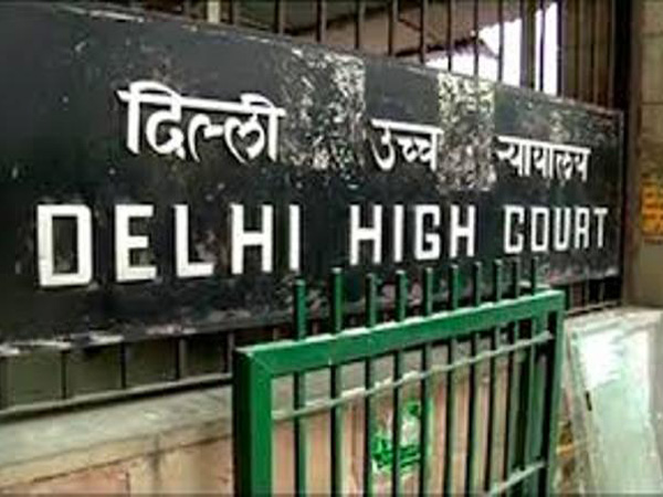 Delhi HC Dismisses Whatsapp, Facebook Pleas Against CCI Probe