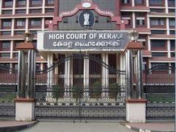 Children Have Right To Company Of Both Parents : Kerala HC