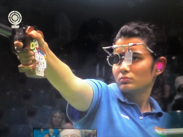 ISSF WC: Yashaswini Deswal wins first gold for India, Manu Bhaker clinches silver