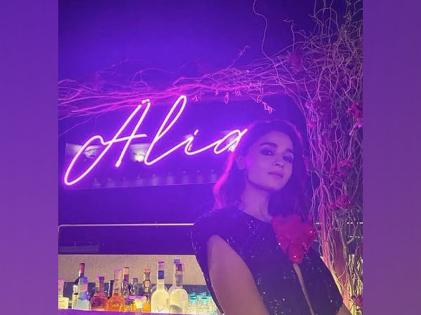 Alia Bhatt thanks everyone for ‘love & the light’ post her birthday bash