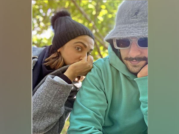 Ranveer Singh shares adorable selfie with Deepika Padukone