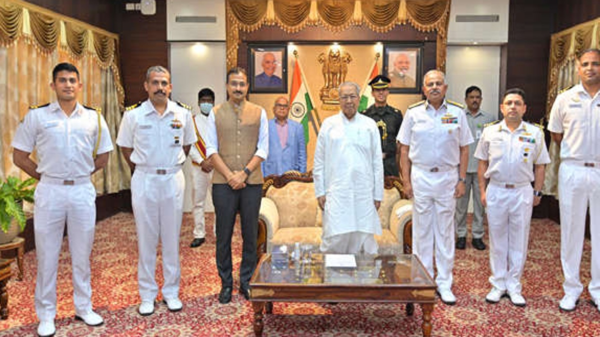 VICE ADMIRAL A.B. SINGH CALLS ON ANDHRA PRADESH GOVERNOR AND CHIEF MINISTER