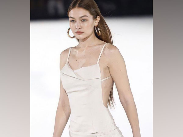 Gigi Hadid returns to runway, flaunts red hair